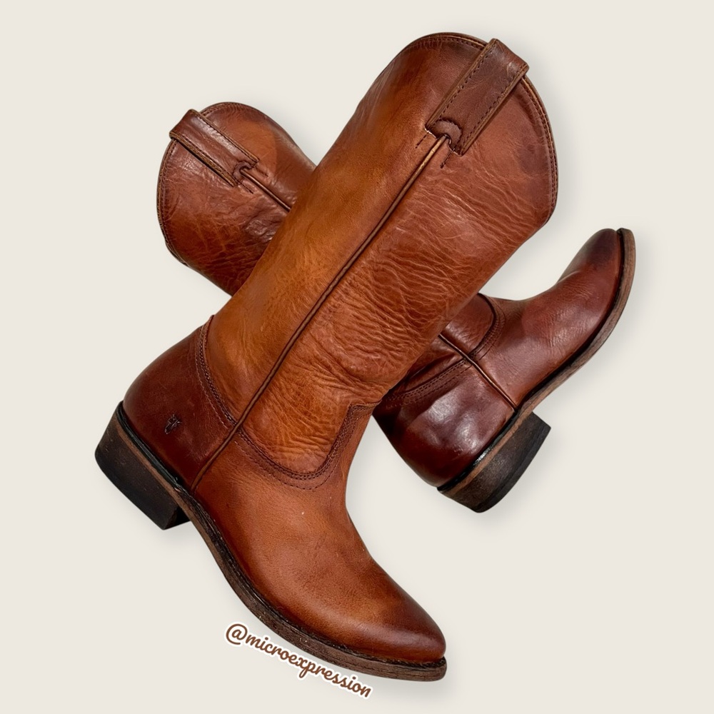$399 Frye Billy Pull On Cognac Leather Western Low Heel Cowboy Rodeo Riding Boot - Picture 16 of 16